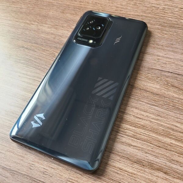 【状態良好】Blackshark 5 国内版simフリー ゲーミングスマホ