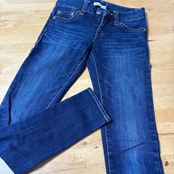 AZUL BY MOUSSY ローライズスキニーパンツ デニムパンツ 24インチ