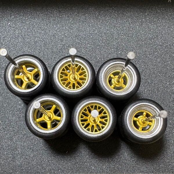 1/64ミニカー用ホイール3台分セット ホットウィール・トミカ等に NO70
