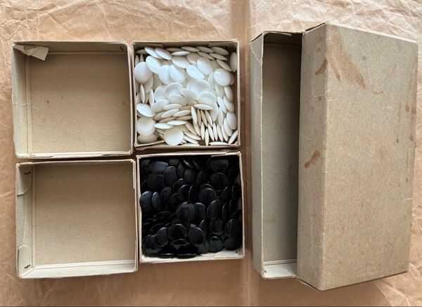 囲碁 碁石 白150 黒151 プラスチック 初心者向け