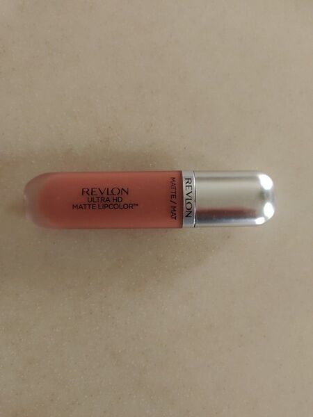☆新品☆REVLON(レブロン)ウルトラ HD マット リップカラー