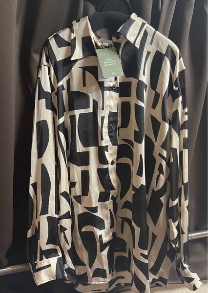 新品 H&M ジオメトリック プリント ブラウス シャツ XL