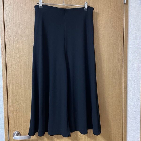 ユニクロ ポンチフレアクロップドパンツ ウエストゴム 黒 XL 2018年製品