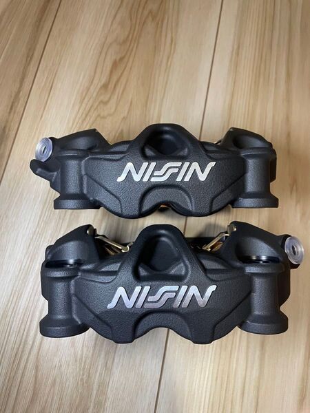 100㍉ピッチ CBR1000RR-R SC82 キャリパー cbr1000 ラジアル ニッシン NISSIN キャリパー