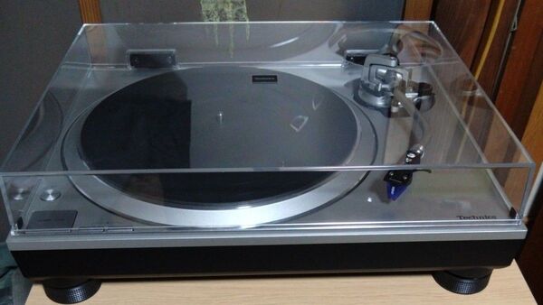 テクニクス ダイレクトドライブターンテーブル SL-1500C-S 等セット売り