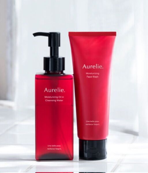 Aurelie クレンジングウォーター モイストフェイスウォッシュ オレリー 【新品・未使用・未開封・箱のまま発送します】