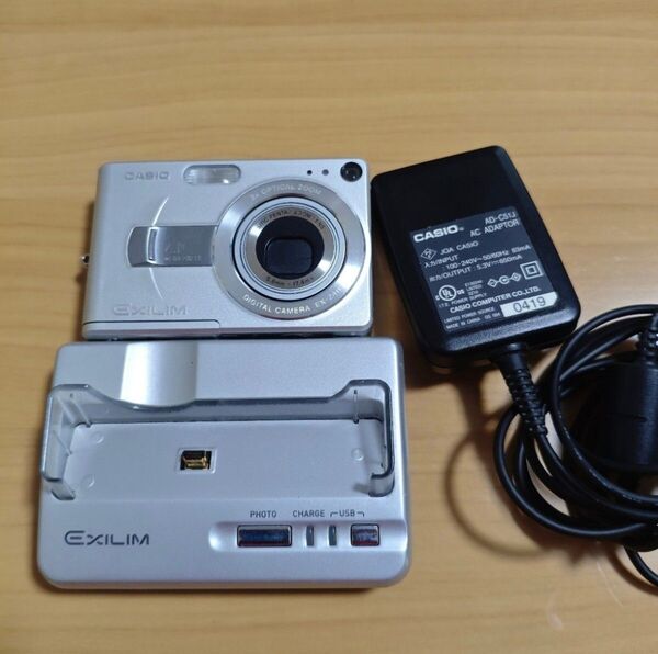 CASIO EXILIM EX-Z40 CASIO