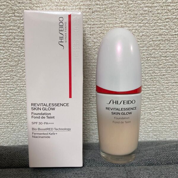 SHISEIDO メーキャップ エッセンス スキングロウ ファンデーション 130 Opal 本体 30ml