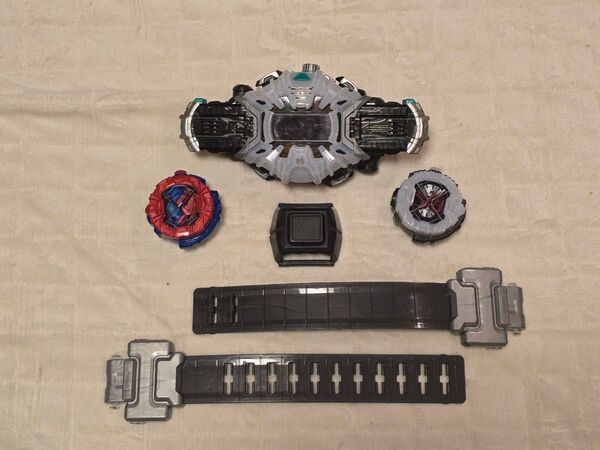 仮面ライダージオウ変身ベルト DXジクウドライバー ベルト ウォッチ2個