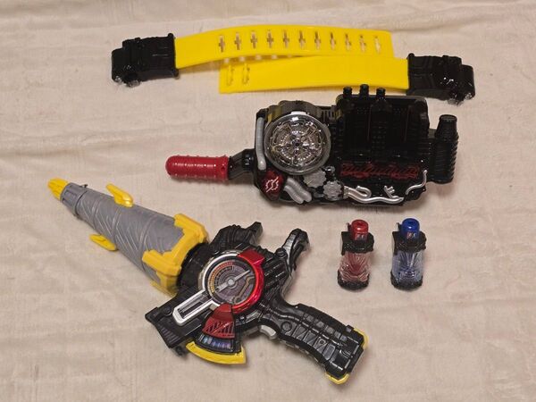 仮面ライダービルド 変身ベルト&武器セット 欠品あり