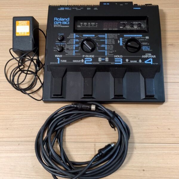 Roland GR-30 ジャンク品、専用ケーブル、アダプタ付