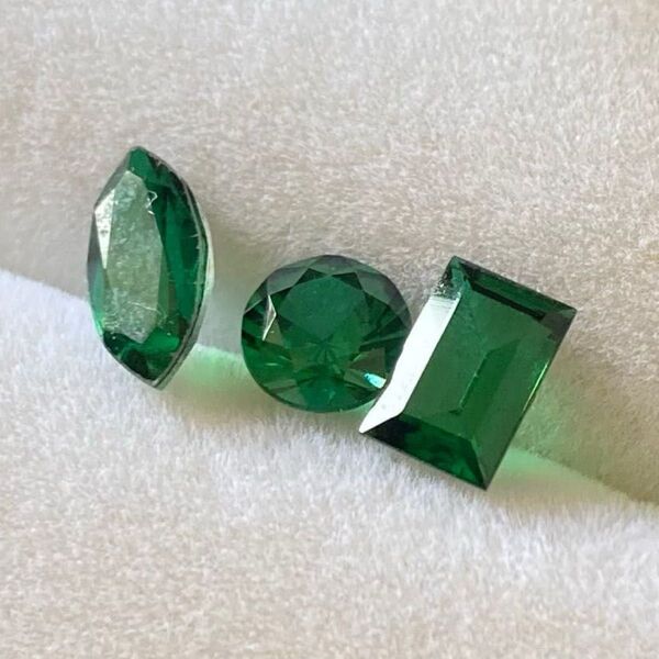 エメラルドダブレット ルースセット emerald