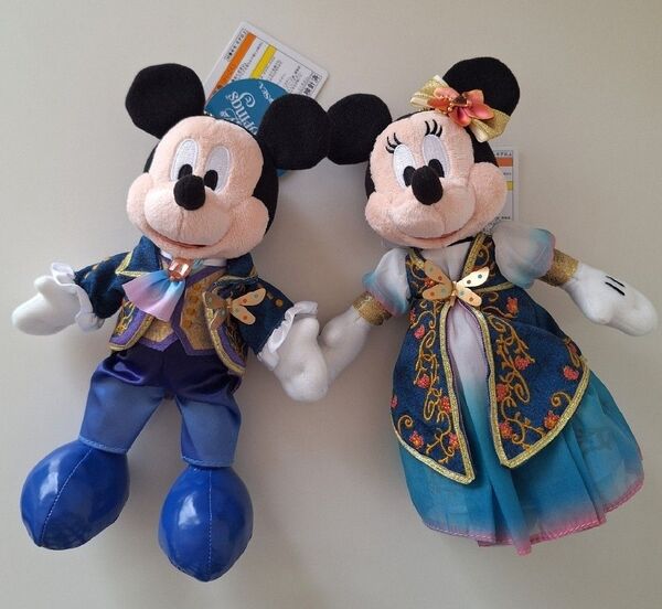【新品】ファンタジースプリングス ぬいぐるみバッジ ミッキー ミニー