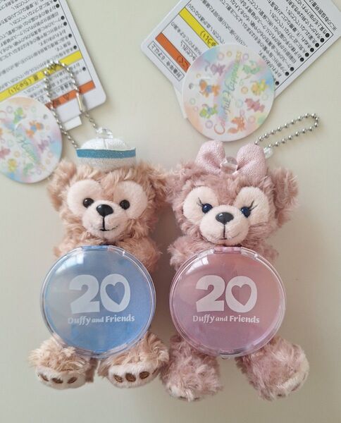 【新品】ダッフィー&フレンズ20周年カラフルハピネス ぬいぐるみチャーム タグ付き ダッフィー シェリーメイ