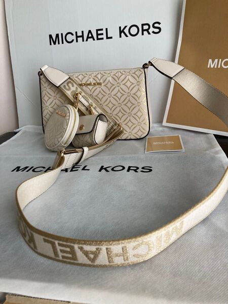 MICHAEL KORS 3点セット ショルダーバッグ ミニポーチ 角ミニポーチ新品未使用ケアカードあり