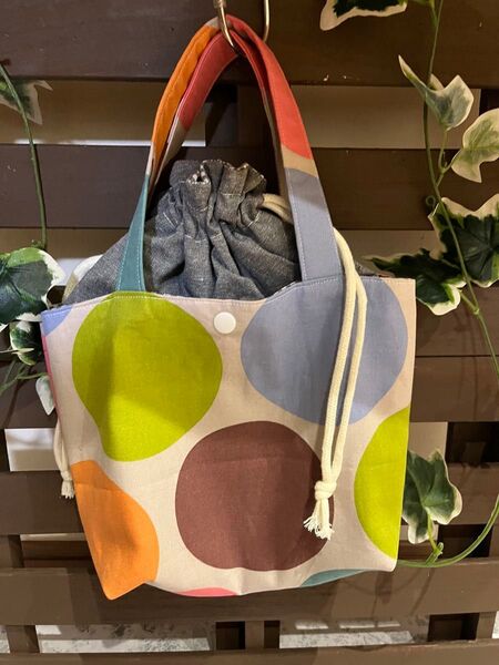 ハンドメイド 巾着バッグ 買い物 散歩 ランチバッグ ドット くすみカラー 北欧柄 チェック柄 ポケット付き トートバッグ