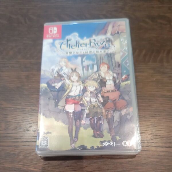 ニンテンドースイッチ ライザのアトリエ 常闇の女王と秘密の隠れ家 ソフト