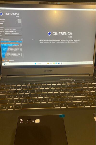 MECHREV i9 13900HX 32gb 1tb RTX4070 2,560×1,600 240Hz