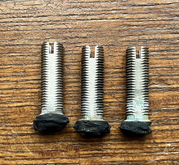 自転車チューブのバルブ部本体/3個/ペットボトルロケットにいかが?中古品です