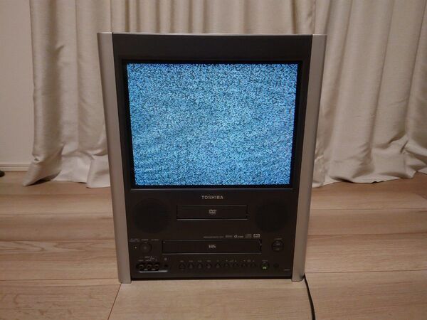 東芝 DVD-VHS内蔵テレビ 15VD17