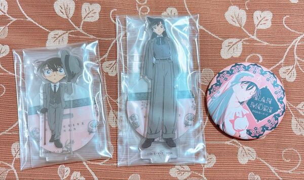名探偵コナン セガラッキーくじ F賞アクリルスタンド 江戸川コナン 毛利蘭 liblary art series 缶バッジ セット