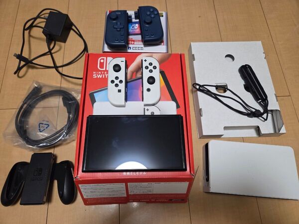 Nintendo Switch 有機ELモデル ホワイト ホリグリップコントローラー付き