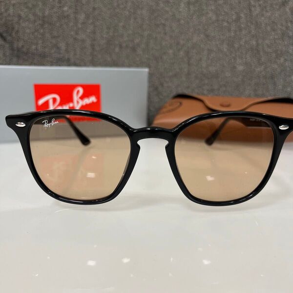正規RayBanレイバン サングラスRB4258F 601/93 BLACK/BROWN(オレンジ系茶)アジアンフィット ケース茶