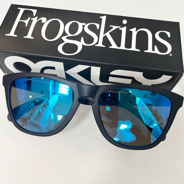 正規OAKLEY オークリーサングラス フロッグスキン9245 61 MATTE BLACK/PRIZM SAPPHIREアジアン