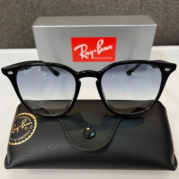 正規RayBanレイバンRB4258F 601/19 ブラック/ライトブルーグラデーション サングラス アジアンフィット ケース黒