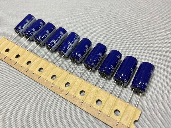 松下(Panasonic) 電解コンデンサー 250V22μF 10個 未使用品 ケミコン