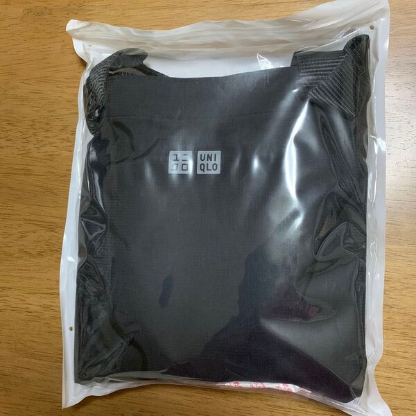 UNIQLO 35周年ポケッタブルエコバッグ トートバッグ 非売品ノベルティ黒色