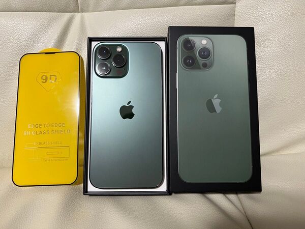 極上品 iPhone 13Pro MAX 128GB アルパイングリーン SIMフリー