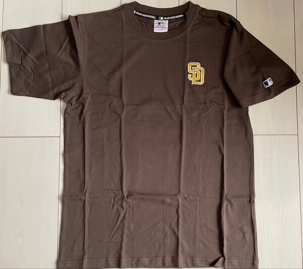 新品 Lサイズ MLB パドレス 半袖Tシャツ