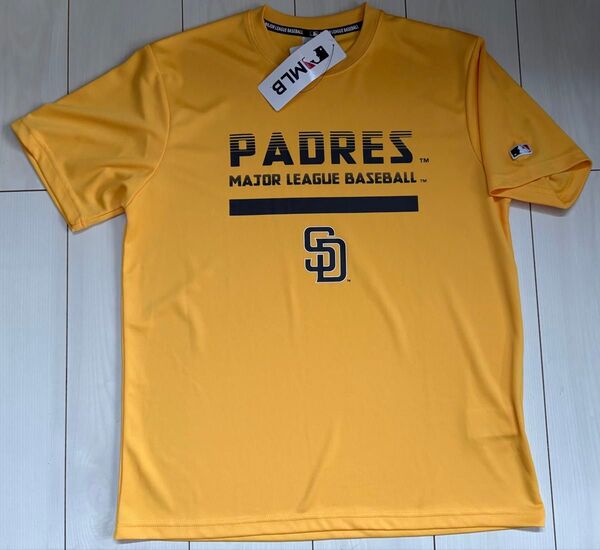 新品 Mサイズ MLB パドレス 半袖Tシャツ メッシュ 黄色