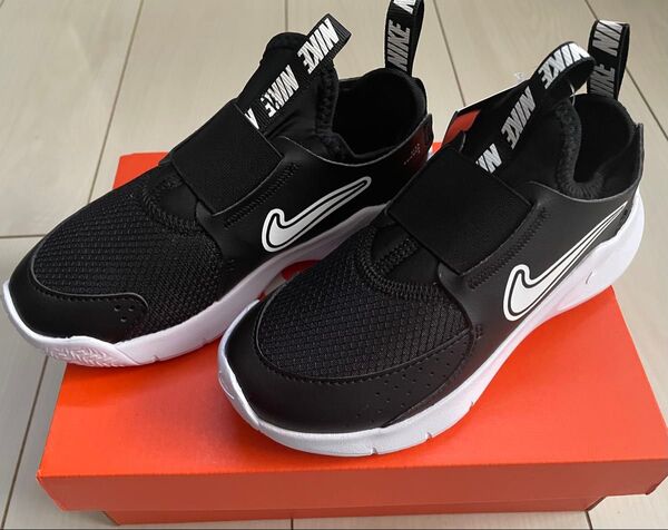 新品 17cm NIKE フレックスランナー3PS 黒