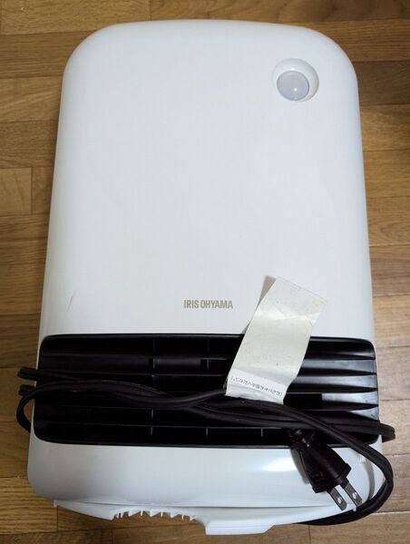 アイリスオーヤマ セラミックファンヒーター 大風量 PCH-M12B-W