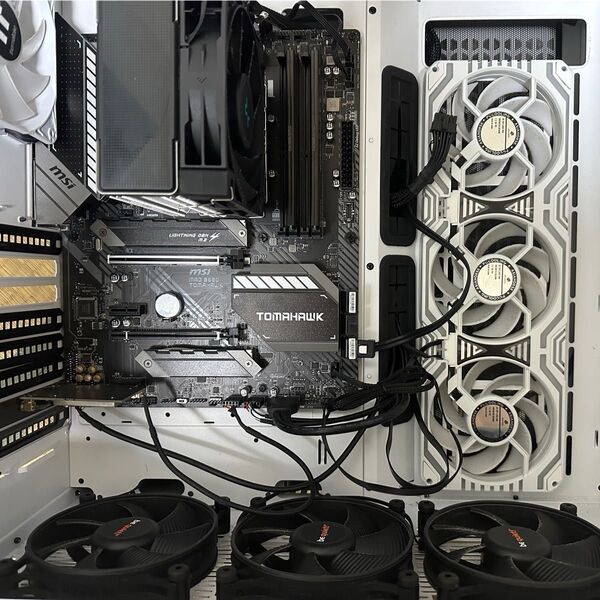5700x3D+B550 MB+ 32GB RAM+SSD+case セット