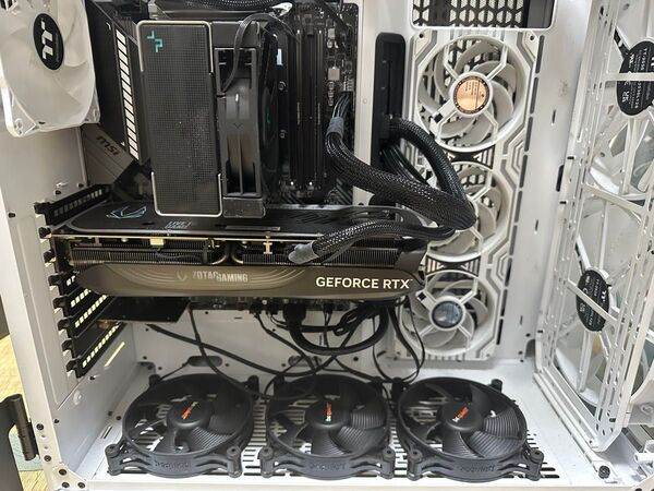 ZOTAC RTX 4070 TI SUPER TRINITY OC 16GB