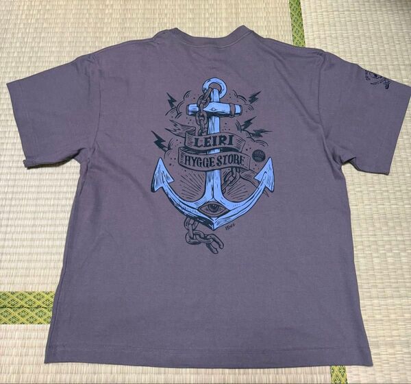 レイリーヒュッゲ グラインドロッヂ コラボtシャツ