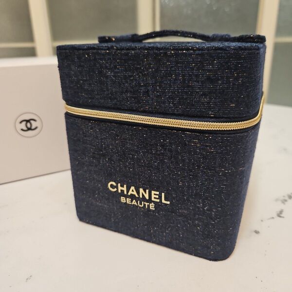 CHANEL ノベルティ バニティ 限定