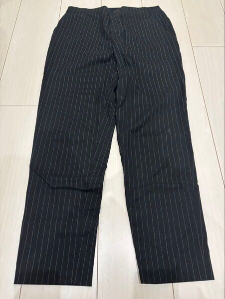ストライプパンツ レディース 黒×白ユニクロ