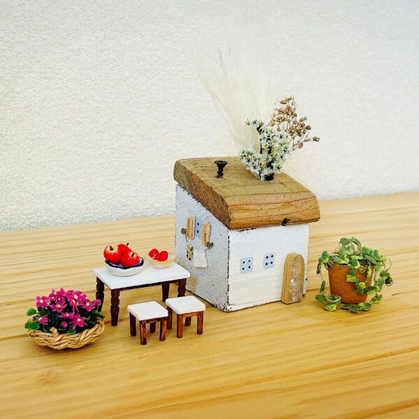 木のおうち お庭ガーデン インテリア雑貨 ミニチュア細工 ハンドメイド