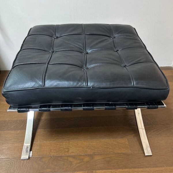 バルセロナチェア オットマン
