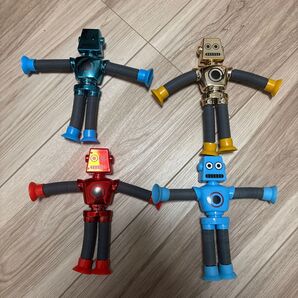 ロボットのおもちゃ 4体セット