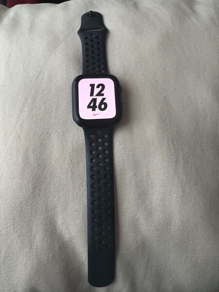 Apple Watch SE(第1世代) Nike 44mm セルラーモデル