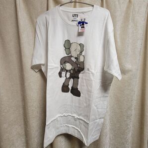 【新品】UNIQLOxKAWS ユニクロ xカウズ UT XLユニクロ Tシャツ