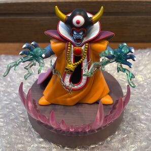 ドラゴンクエスト 立体モンスター図鑑 大魔王ゾーマ フィギュア