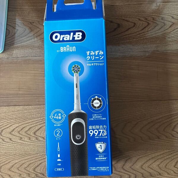 Oral-B 電動歯ブラシ すみずみクリーン マルチアクション ブラック 未使用充電器です。