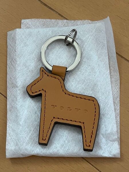 VOLVO キーホルダー 馬モチーフ ブラウン 新品未使用 ノベルティ