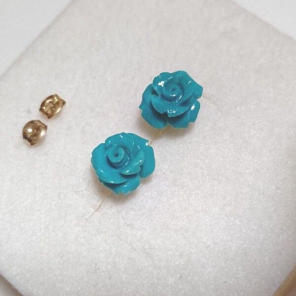 K18 ピアス ターコイズのお花 キャッチ難有り 総重量1.12g